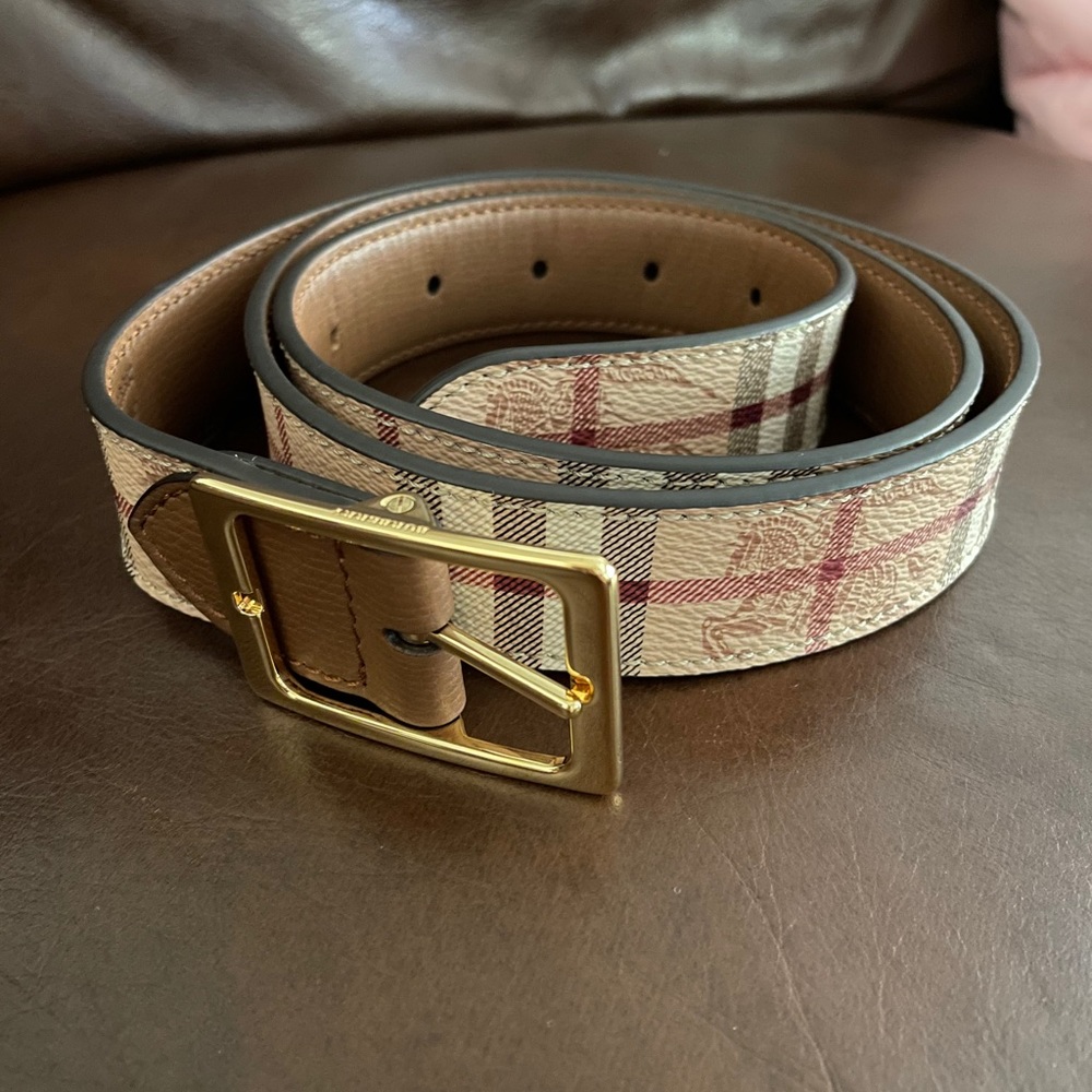 Burberry unisex reversible belt
